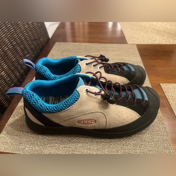 Keen Shoes - Keen Women's Sneakers in Black, Blue, and Beige